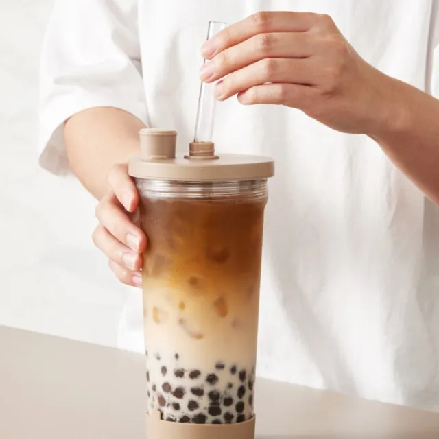 【CorelleBrands 康寧餐具】買1送1 Tritan跳跳吸管杯840ml-附杯套(多色任選)