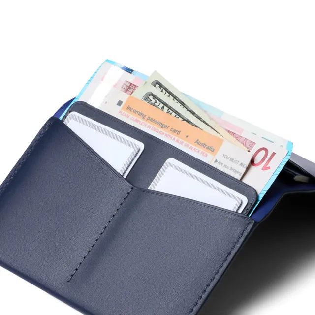 【Bellroy】官方直營 Passport Cover 真皮護照套 - RFID防盜(海軍藍)
