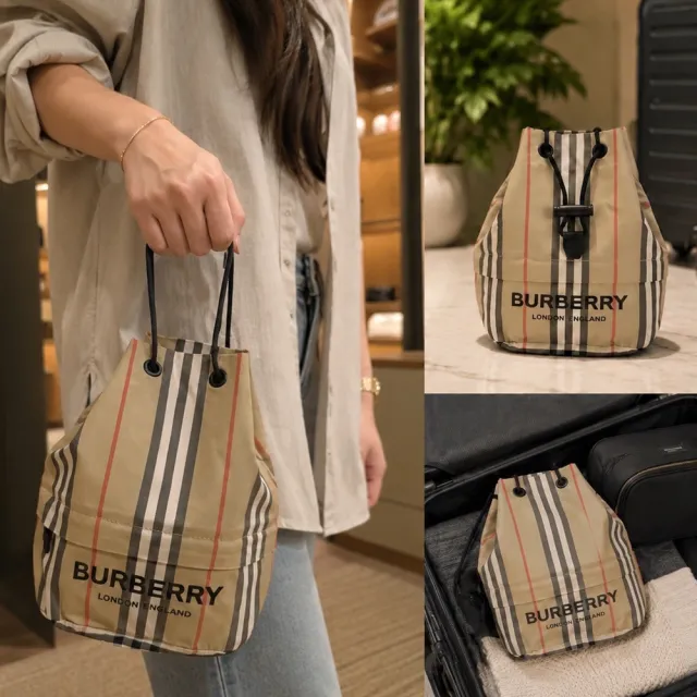【BURBERRY 巴寶莉】80267371 PHOEBE POUCH系列尼龍束繩旅行收納包/化妝包(卡其色)