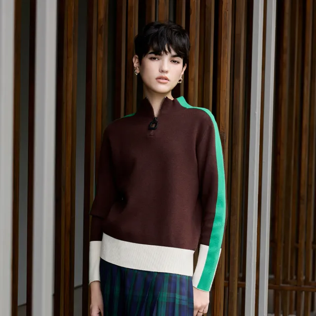 【ILEY 伊蕾】立領跳色縲縈針織上衣(深咖；M-XL；1254515028)
