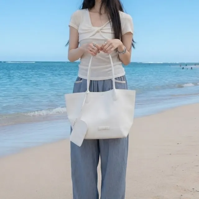 【JOYFUL LIFE 特樂生活】雙11 蝴蝶結磨砂果凍單肩托特包沙灘包(單肩包/沙灘包/托特包)