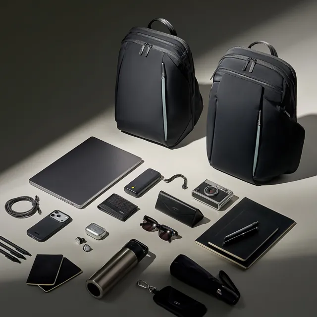 【TUMI】TUMI Axis 中型後背包 20L - 海軍藍
