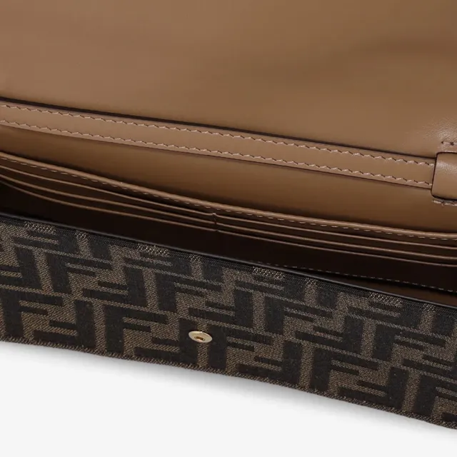 【FENDI 芬迪】Baguette 棕色FF布料 肩背包