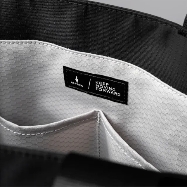 【ALPAKA】Alpaka Elements Tote (M) Axoflux 210D 托特包