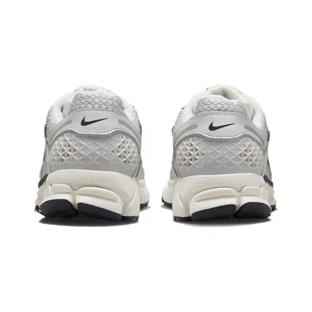 【NIKE 耐吉】Nike Zoom Vomero 5 Photon Dust Metallic Silver 白銀 慢跑鞋 FD0884-025