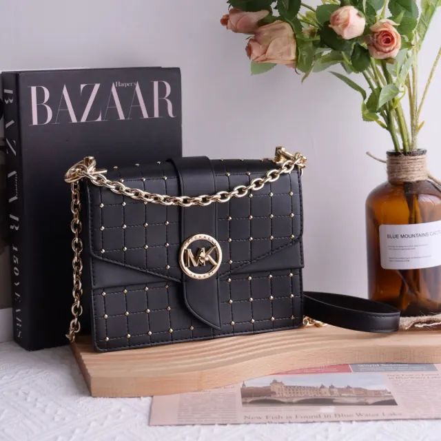 【Michael Kors】圓標金屬MK轉釦鉚釘拼接雙蓋肩斜三用鍊包淑女包(黑)