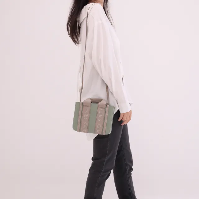 【Chloe’ 蔻依】Woody Mini 經典品牌LOGO織帶個性帆布小手提包兩用包(綠/灰邊)