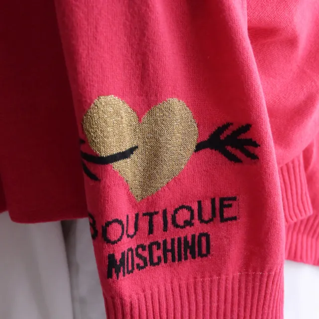【MOSCHINO】品牌LOGO射心素雅羊毛混紡披肩長圍巾(紅)