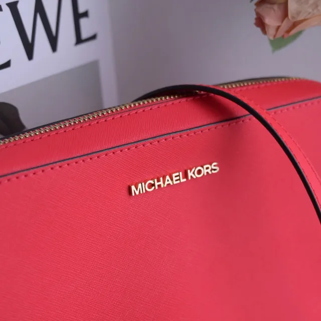 【Michael Kors】經典新版防刮皮革鍊條方包斜背包(珊瑚紅)