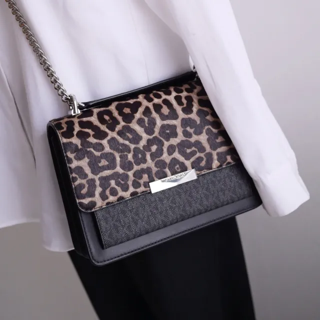 【Michael Kors】JADE 經典滿版MK豹紋拼接肩斜三用翻蓋鍊包(黑)
