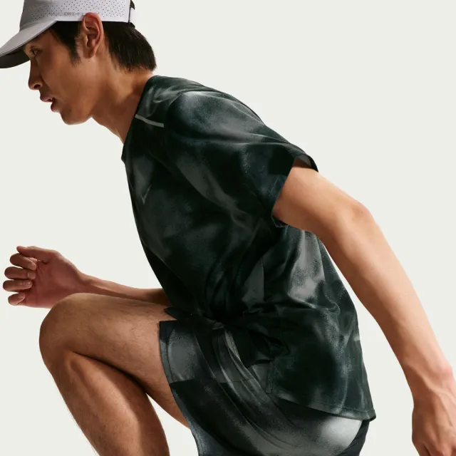 【NIKE 耐吉】短袖上衣 男 T恤 訓練 慢跑 快乾 AS M NK DF UV MILER AOP SS 灰 IV4815-010