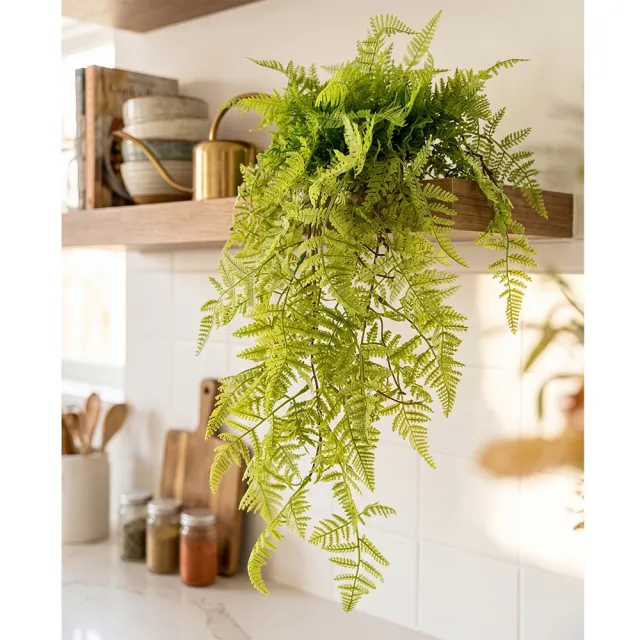 【HUGO DECO 榆果傢飾】淺綠蕨草藤蔓植栽(擬真植栽/垂墜植栽/藤蔓/居家佈置/節慶送禮)