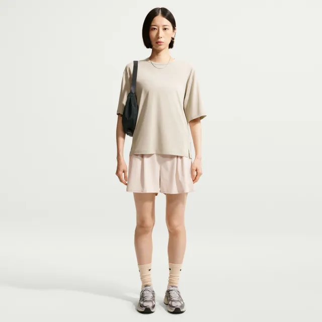 【NIKE 耐吉】短袖上衣 女 T恤 排汗 AS W NK DF 24.7 IS LGT SS TOP 米 IQ9333-236
