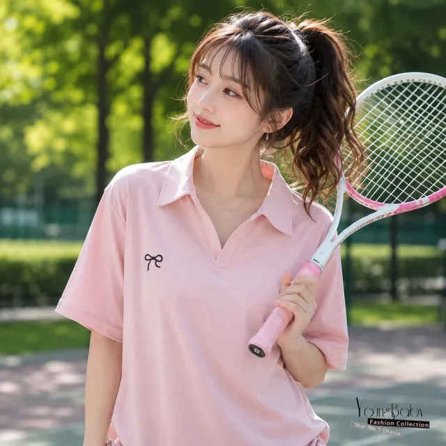 【YOUNGBABY】蝴蝶結刺繡收腰褶皺翻領Polo上衣 中大尺碼女裝
