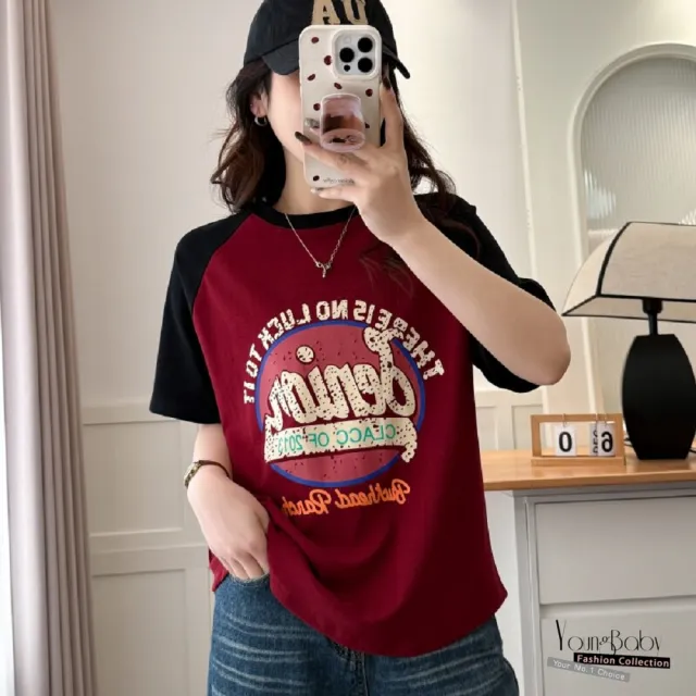 【YOUNGBABY】美式復古印花撞色插肩短袖T恤 中大尺碼女裝