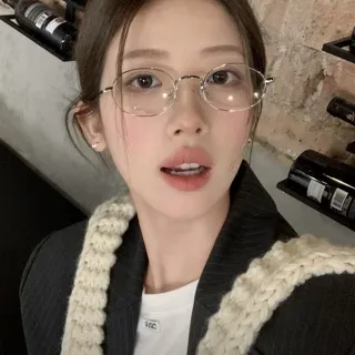 【LEESA】文青眼鏡\眼鏡架\橢圓框眼鏡\眼鏡\穿搭配件\小框眼鏡\素顏眼鏡\眼鏡框\金屬眼鏡\金屬