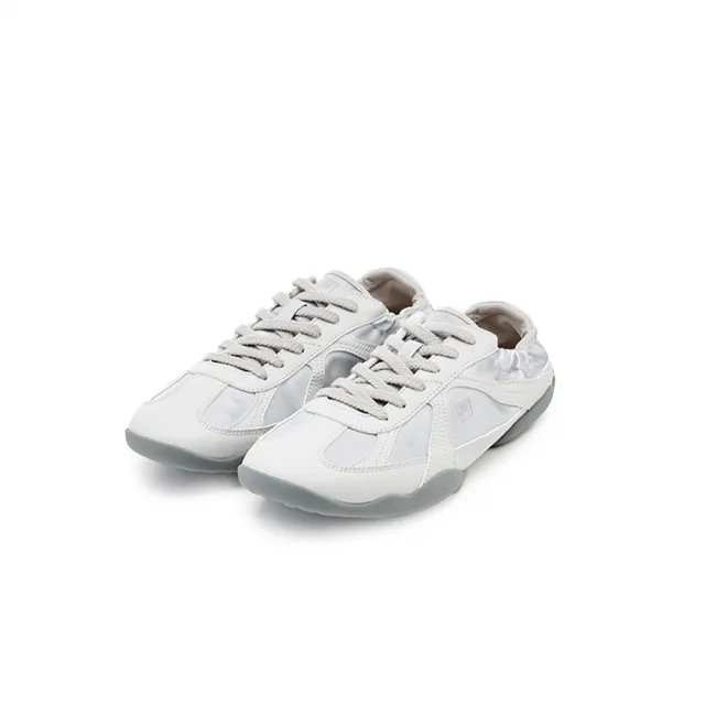 【FILA】#韓韶禧代言款 GLIO 中性休閒鞋 德訓鞋 芭蕾鞋-銀 (4-C605A-031)
