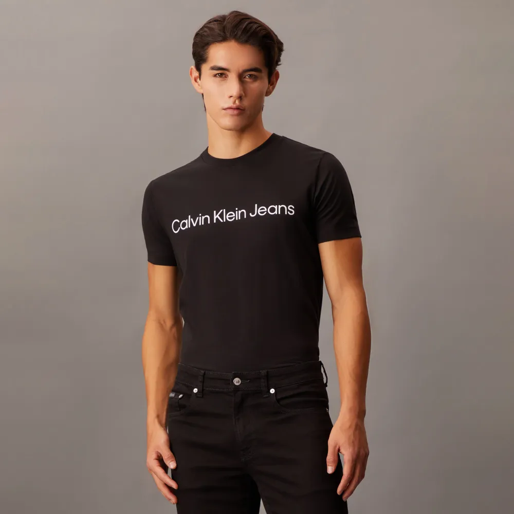 【CALVIN KLEIN】官方旗艦館 CK 經典標誌修身短袖 T 恤_黑色