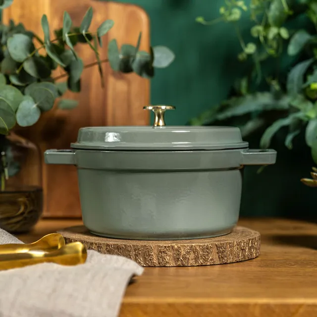 【STAUB】圓形琺瑯鑄鐵鍋16cm-顏色任選/新舊包裝隨機出貨(德國雙人牌集團官方直營)