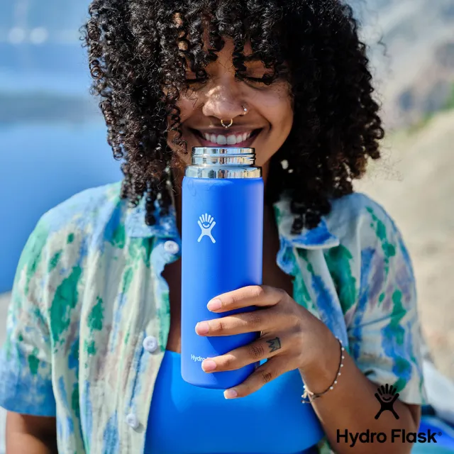 【Hydro Flask】20oz/592ml 寬口 提環 保溫瓶 多色可選(高保冰 無毒 美國品牌 食安 防滑塗層 大口徑)