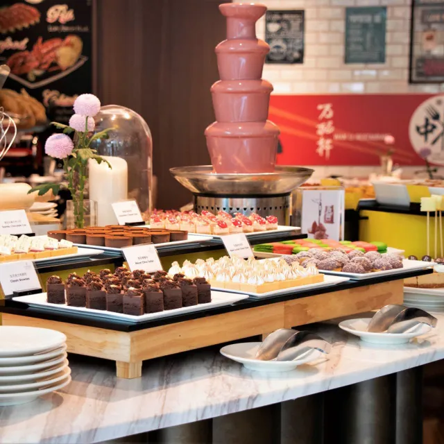 【士林萬麗酒店】加碼龍蝦季!士林廚房午/晚餐吃到飽(假日+300)