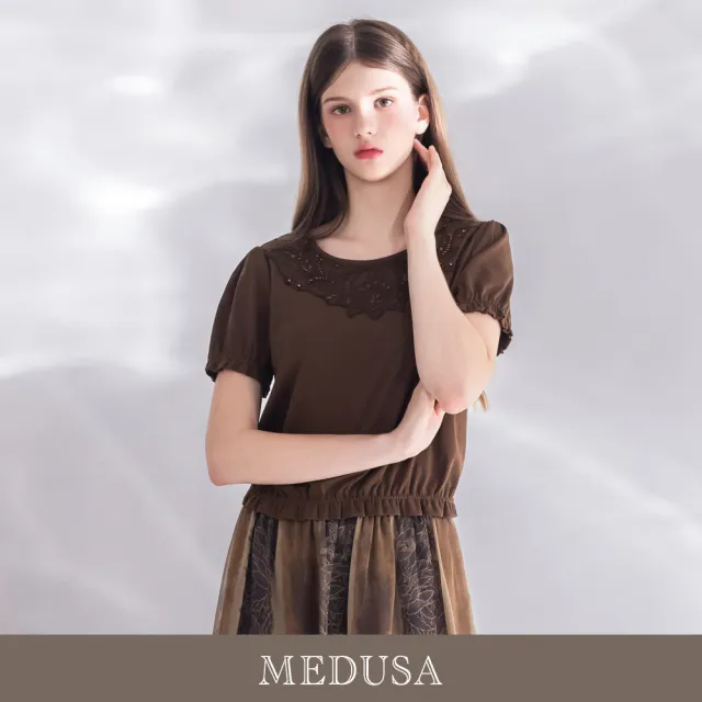 【MEDUSA 曼度莎】現貨-深棕蕾絲刺繡領造型上衣（M-XL）｜女上衣 短袖上衣 蕾絲上衣