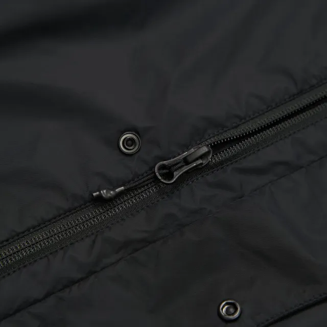 【The North Face】北面男款黑色DWR防潑水防曬連帽外套｜8DGDJK3 抗UV