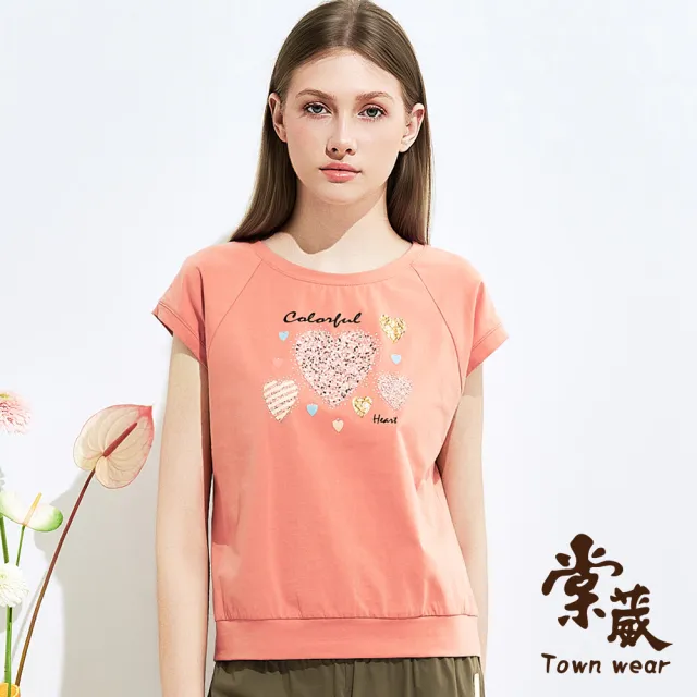 【TOWN’WEAR 棠葳】鑽飾愛心印圖連袖質感上衣(女上衣/女上著/連袖/愛心/鑽飾/休閒)