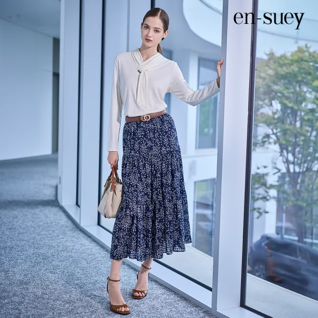 【en-suey 銀穗】EU領巾式彈性T恤上衣-女