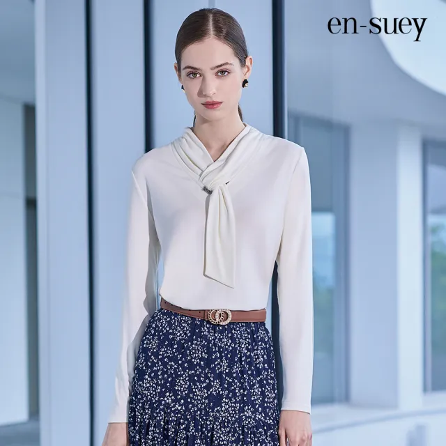 【en-suey 銀穗】EU領巾式彈性T恤上衣-女