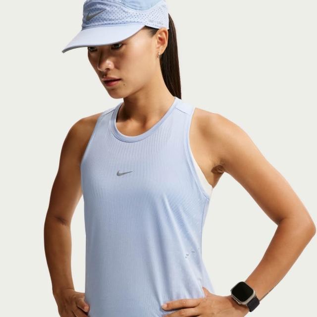 【NIKE 耐吉】背心上衣 女 AS W NK AF SWIFT TANK 運動 休閒 跑步 涼感 藍 (IH8112468)