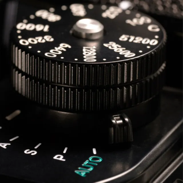 【Nikon 尼康】ZF KIT 附 Z 24-70mm F4 S 旅遊鏡組 黑色 (公司貨) 全片幅無反微單眼相機