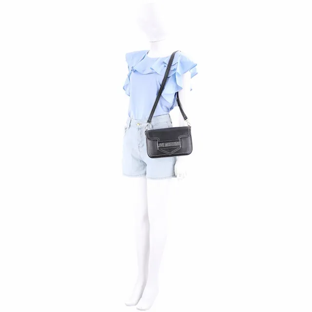 【MOSCHINO】LOVE MOSCHINO 可拆背帶荔紋牛皮縫線字母掀蓋手拿 斜背包(黑色 肩背 翻蓋)