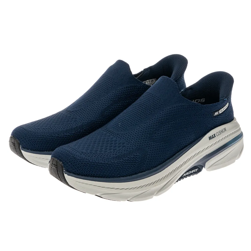 【SKECHERS】男鞋 慢跑系列 慢跑鞋 瞬穿舒適科技 GO RUN MAX CUSHIONING ARCH FIT 2.0 (220569NVY)