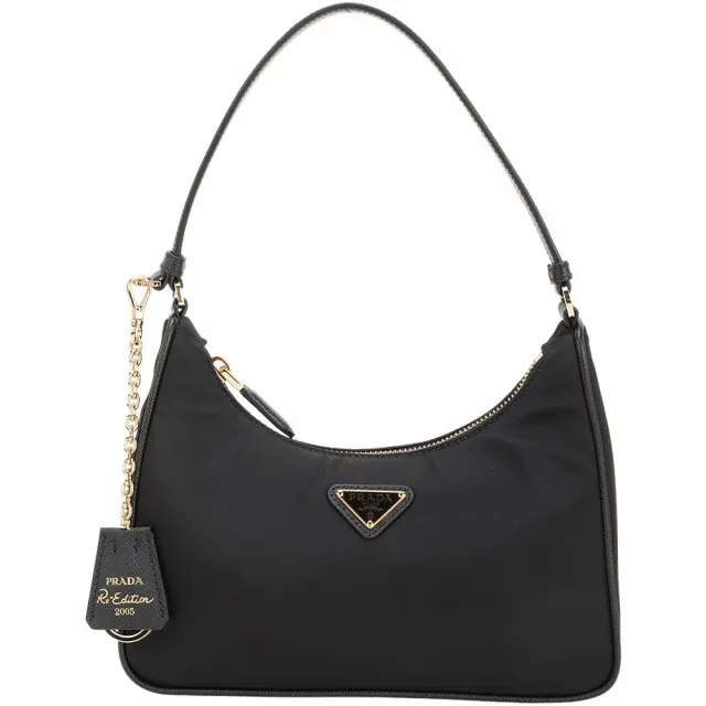 【PRADA 普拉達】Re-Edition 2005 金屬鍊吊飾 Re-Nylon三角牌尼龍單肩包(黑色 半月包 肩背)
