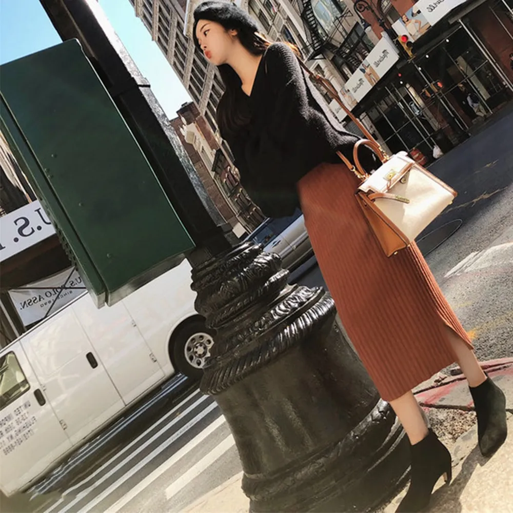 【D.studio】韓版氣質針織毛衣+針織長裙(兩件套裝長袖上衣女裝衣服寬鬆上衣顯瘦上衣褲子裙子P221 S85)