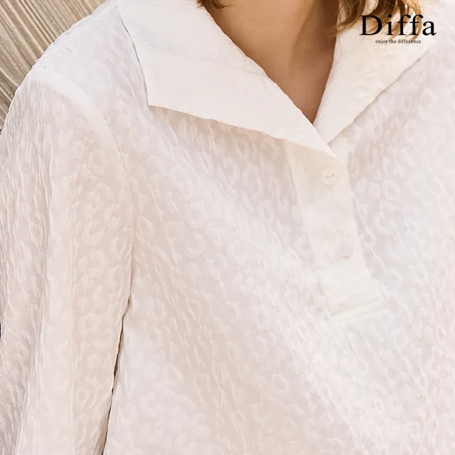 【Diffa】前領開襟泡泡緹花上衣-女