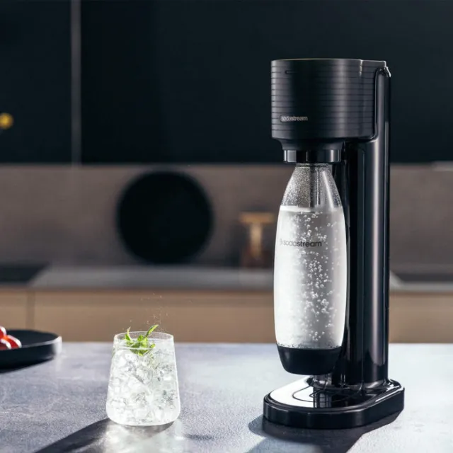 【Sodastream】GAIA 快扣機型氣泡水機 2色可選(3支鋼瓶+含原箱1L水瓶x1)