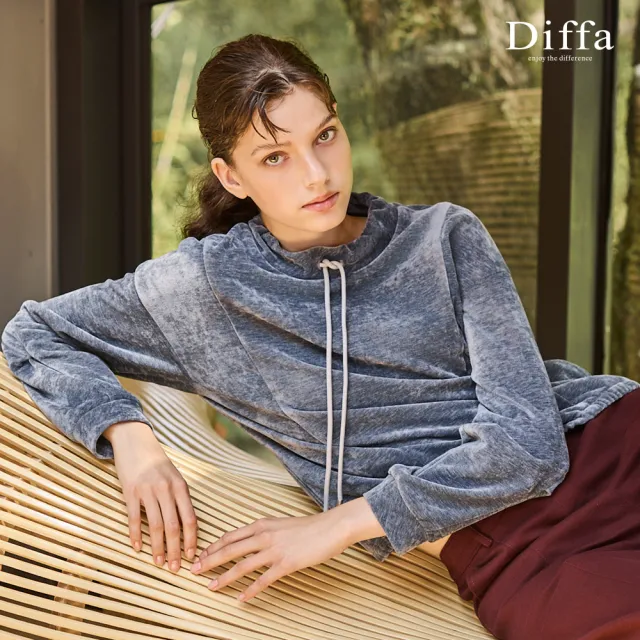 【Diffa】微立領抽繩落肩針織衫-女