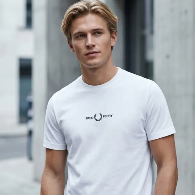 【FRED PERRY】簡約刺繡LOGO 短袖 上衣 T恤 男女可穿(美國原裝進口)
