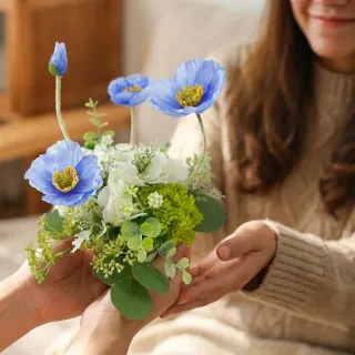 【HUGO DECO 榆果傢飾】典雅虞美人香氛花藝 (藍)(擬真花/香氛/花禮/送花)