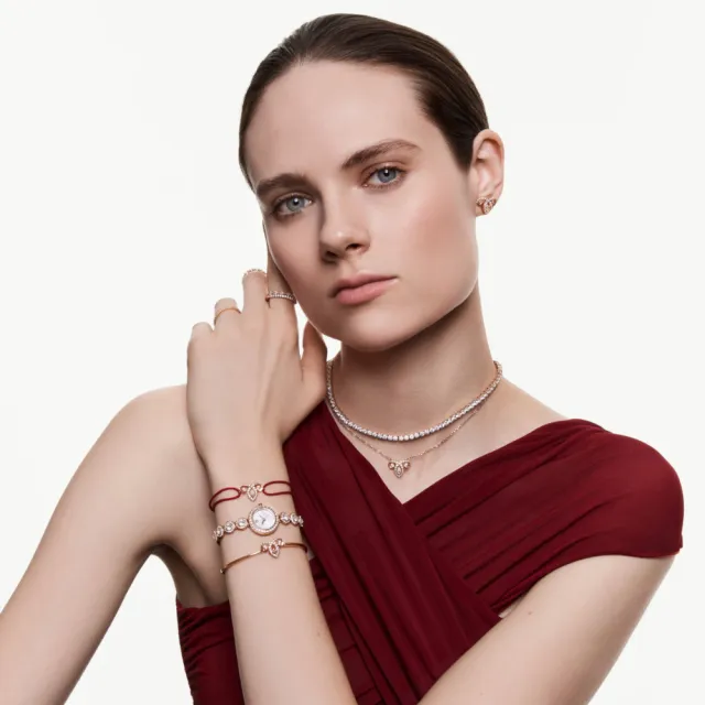 【SWAROVSKI 施華洛世奇】官方直營 十二生肖- 羊年鏈墜 混合式切割 白色 鍍玫瑰金色 | 5753321