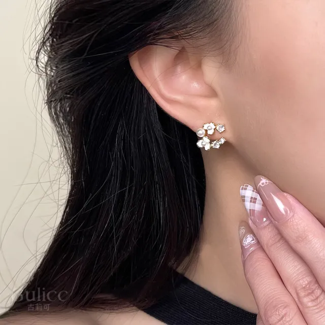 【Gulicc 古莉可】氣質山茶珍珠花 夾式 針式 耳環 (雙11 生日 飾品 耳釘 耳飾 耳墜 禮物)