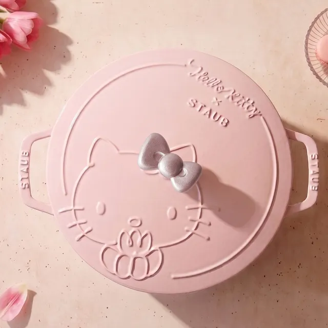 【STAUB】Hello Kitty 鑄鐵鍋造型鍋蓋頭-萌萌凱蒂/蝴蝶結2款任選(德國雙人集團官方直營)
