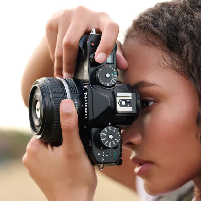 【Nikon 尼康】ZF KIT 附 Z 40mm F2 SE 定焦鏡組 黑色 (公司貨) 全片幅無反微單眼相機