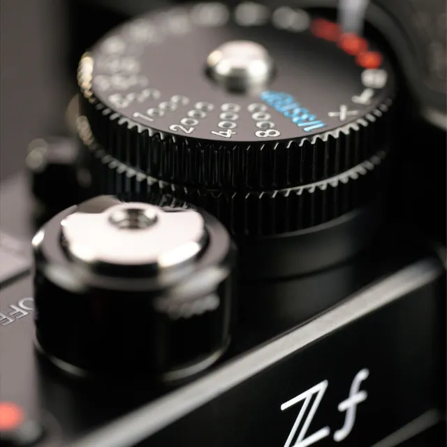 【Nikon 尼康】ZF KIT 附 Z 40mm F2 SE 定焦鏡組 黑色 (公司貨) 全片幅無反微單眼相機