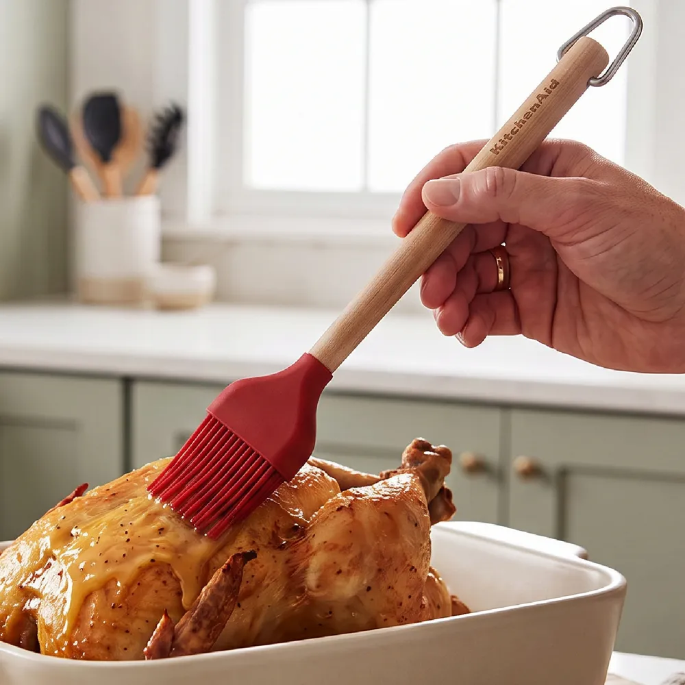 【KitchenAid】美國 木柄矽膠醬料刷 櫻桃紅31cm / 油刷 料理刷 烤肉刷