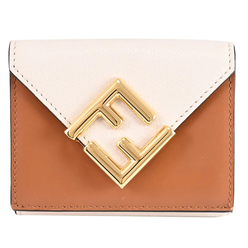 【FENDI 芬迪】金屬雙F LOGO撞色皮革三折雙面小零錢短夾(咖白)