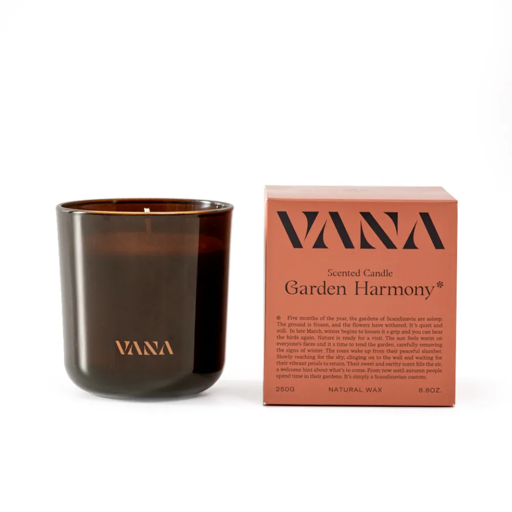 【VANA】瑞典純淨香氛蠟燭250g – 北歐花園｜玫瑰花香調｜天然植物蠟｜純素安心使用｜優雅居家香氛