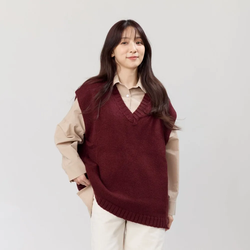 【so that’s me 好我】Denise V領小岔寬版針織背心(棗紅)